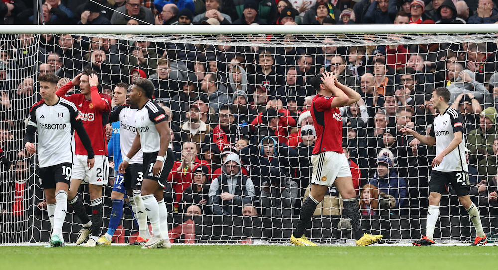 M.U ‘chào đón’ tỉ phú Anh bằng… thất bại sốc trên sân nhà Old Trafford- Ảnh 1.