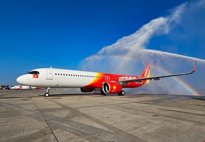  Vietjet đón chào tàu bay thứ 105 - 1