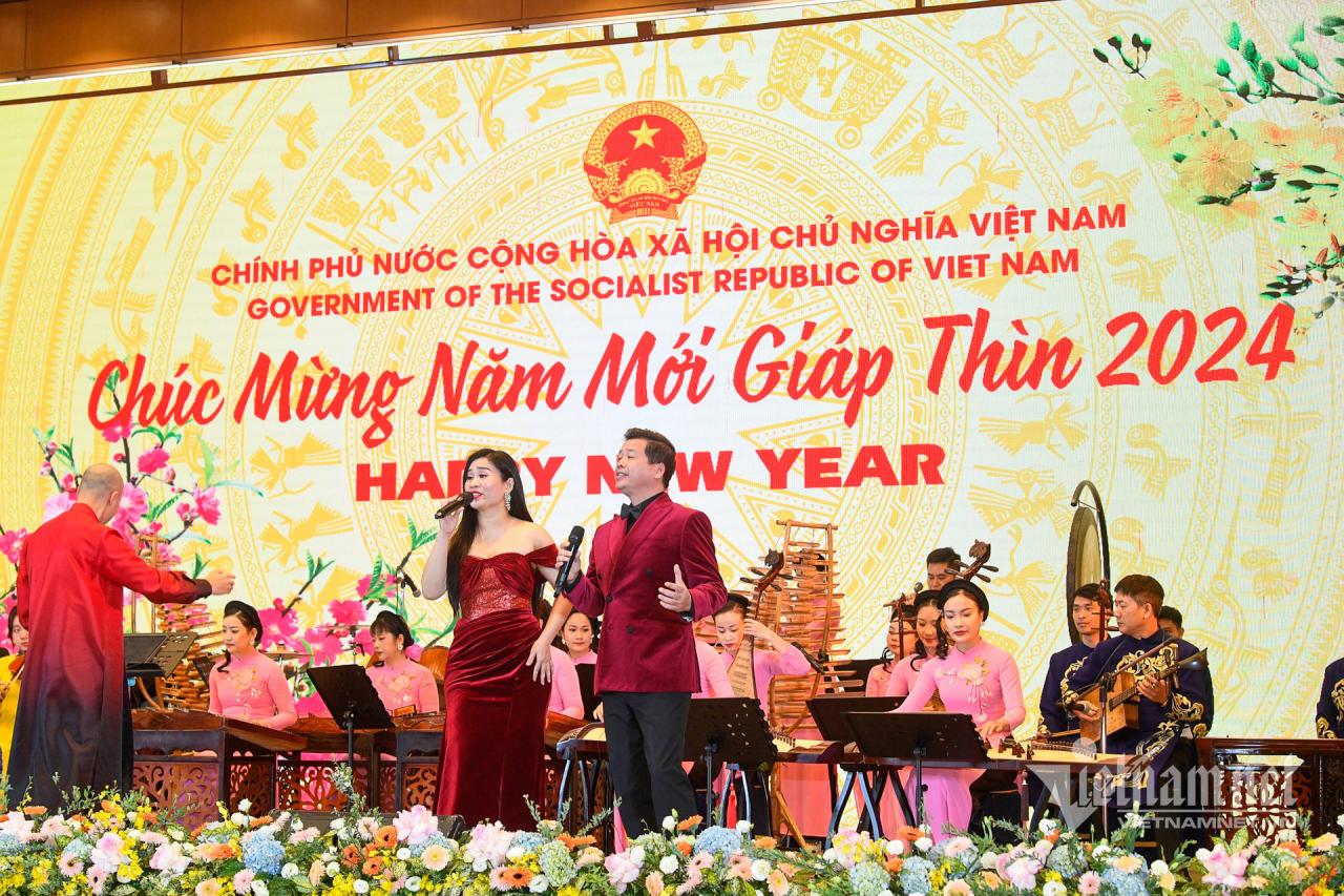 gap mat doan ngoai giao nhan dip tet giap thin 2024 14.jpg