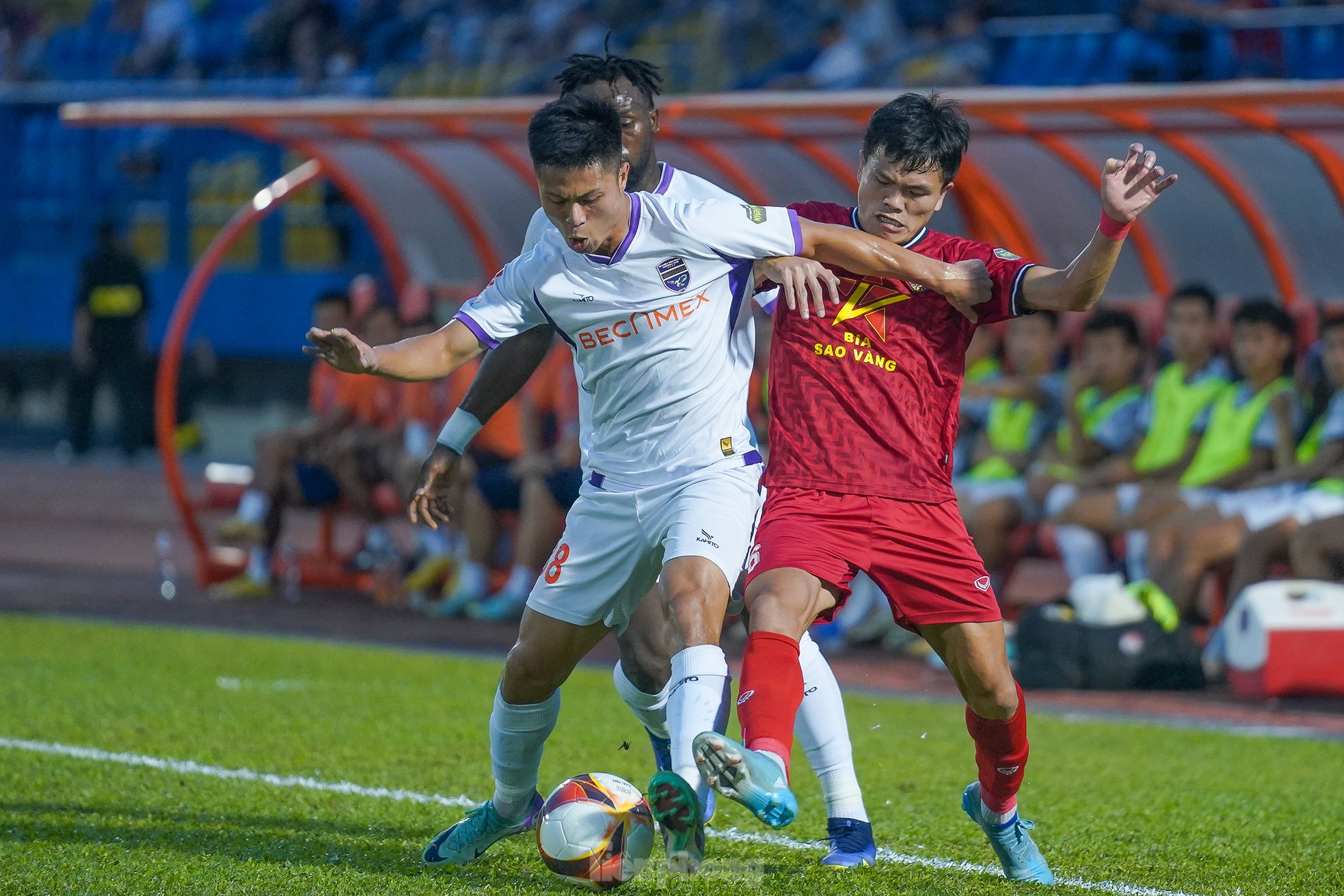 B.Bình Dương 1-0 HL Hà Tĩnh: Màn chào sân ấn tượng của ngoại binh ảnh 3