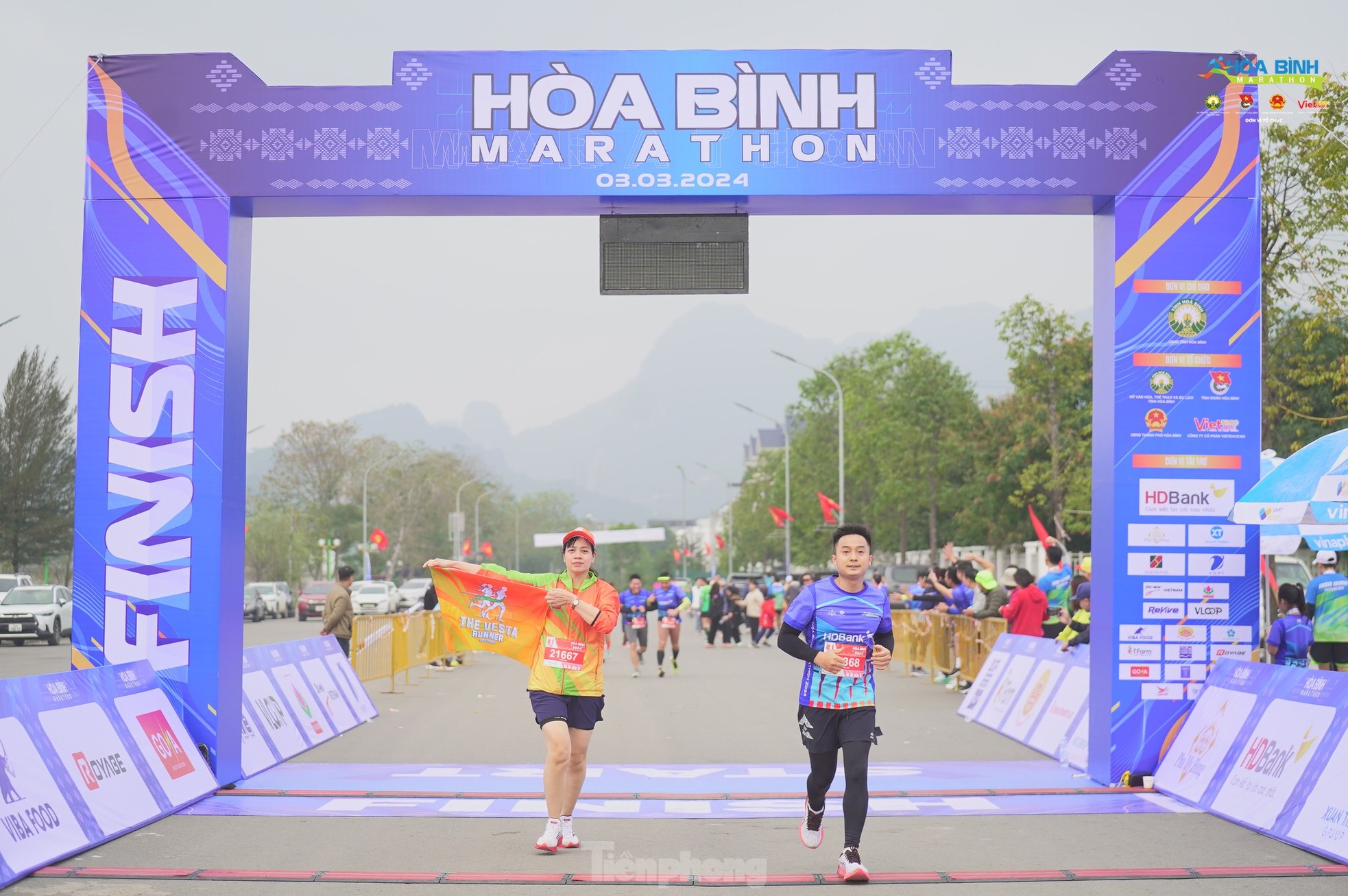 Tỉnh Đoàn Hòa Bình tổ chức thành công giải chạy marathon với hơn 2.000 vận động viên ảnh 11