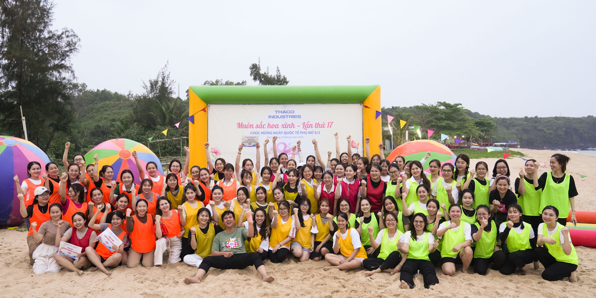 Nữ CBNV THACO Chu Lai và THACO INDUSTRIES tranh tài đầy sôi nổi trong hoạt động team building