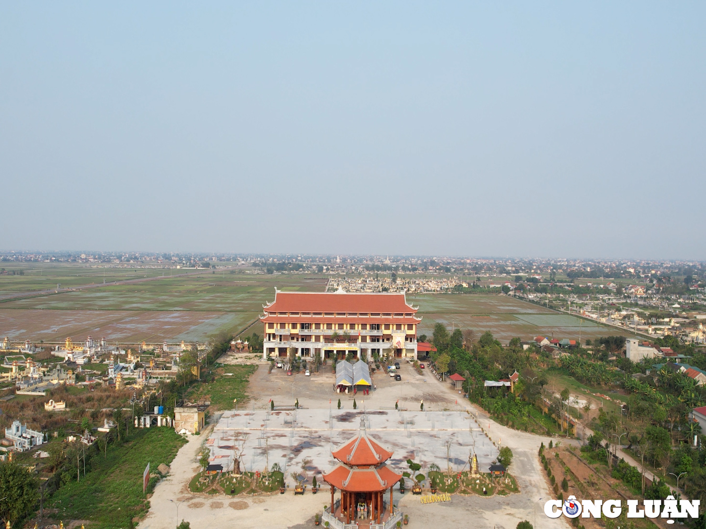 kham pha tiem nang du lich da dang tai nui vang kim son hinh 9