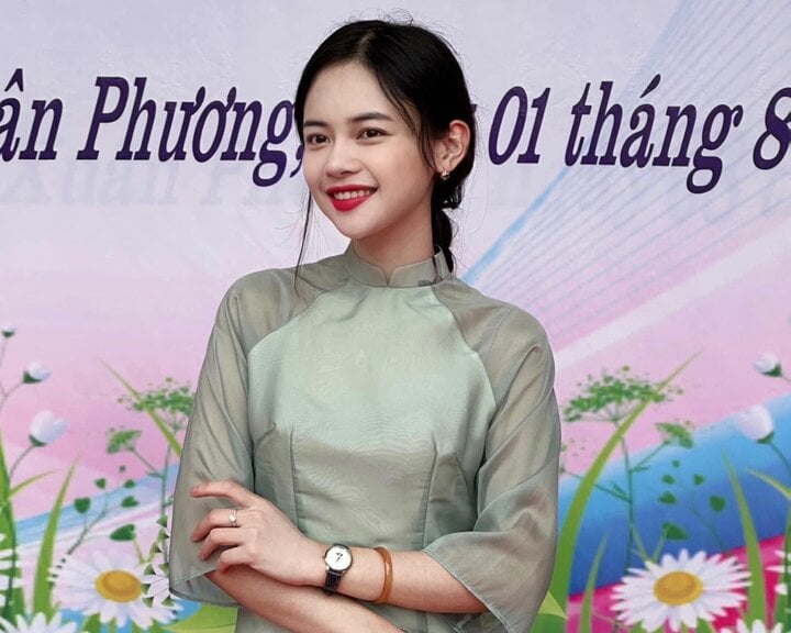 10X đến từ Hà Nam nhận được nhiều bằng khen, giấy khen như: Bằng khen Sinh viên xuất sắc cấp trường thực tập THPT Cầu Giấy (Hà Nội); Giấy khen công tác Đoàn xuất sắc các năm 2018 – 2022 cấp khoa, cấp trường Đại học Sư phạm Hà Nội; Giấy khen trong hoạt động rèn luyện nghiệp vụ sư phạm cấp khoa các năm 2018 - 2022, cấp trường các năm 2019, 2020.