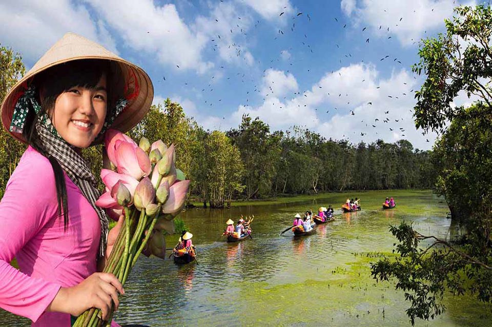 Đồng Th&aacute;p x&acirc;y dựng tour, tuyến quảng b&aacute; h&igrave;nh ảnh du lịch địa phương. (Ảnh Hiền H&ograve;a)