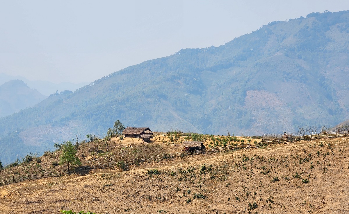 Trên đỉnh Sài Khao- Ảnh 6.