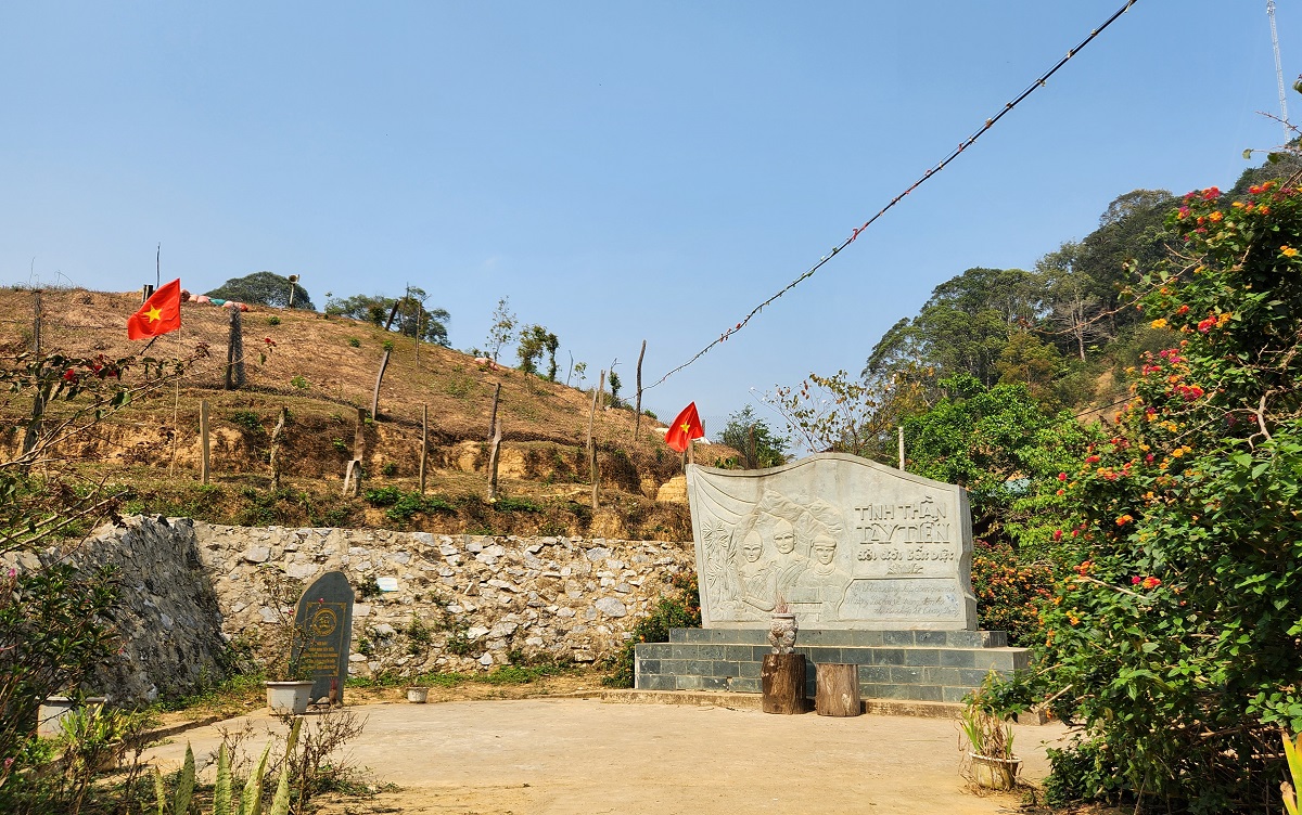 Trên đỉnh Sài Khao- Ảnh 17.