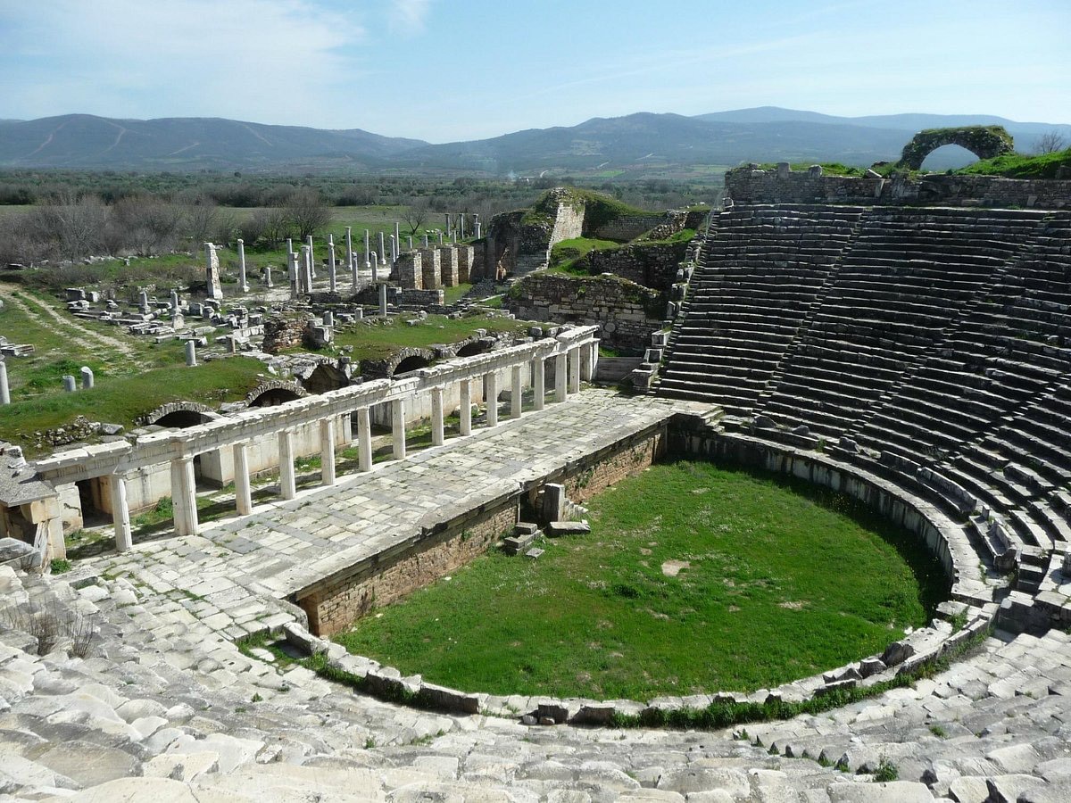 Đền Aphrodisias đóng vai trò cực kỳ quan trọng trong lĩnh vực nghiên cứu kiến trúc điêu khắc của La Mã - Ảnh: TRIPADVISOR