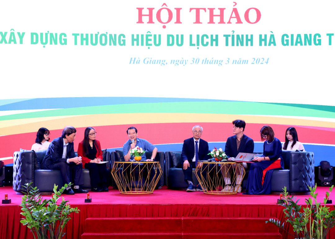 Hà Giang: Lấy văn hoá để phát triển du lịch, lấy du lịch để phát triển văn hoá - Ảnh 3.