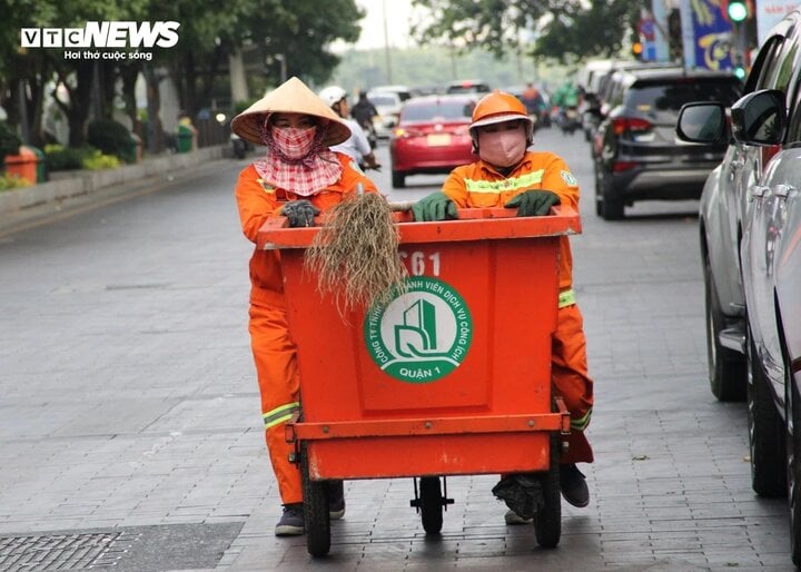 Theo cơ quan khí tượng, thời tiết TP.HCM ngày 31/3 có mây, nắng nóng gay gắt.