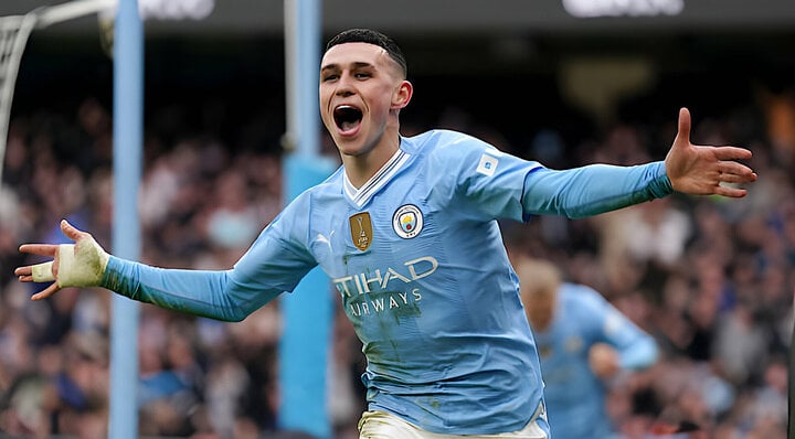 Foden giúp Man City đánh bại Man Utd.