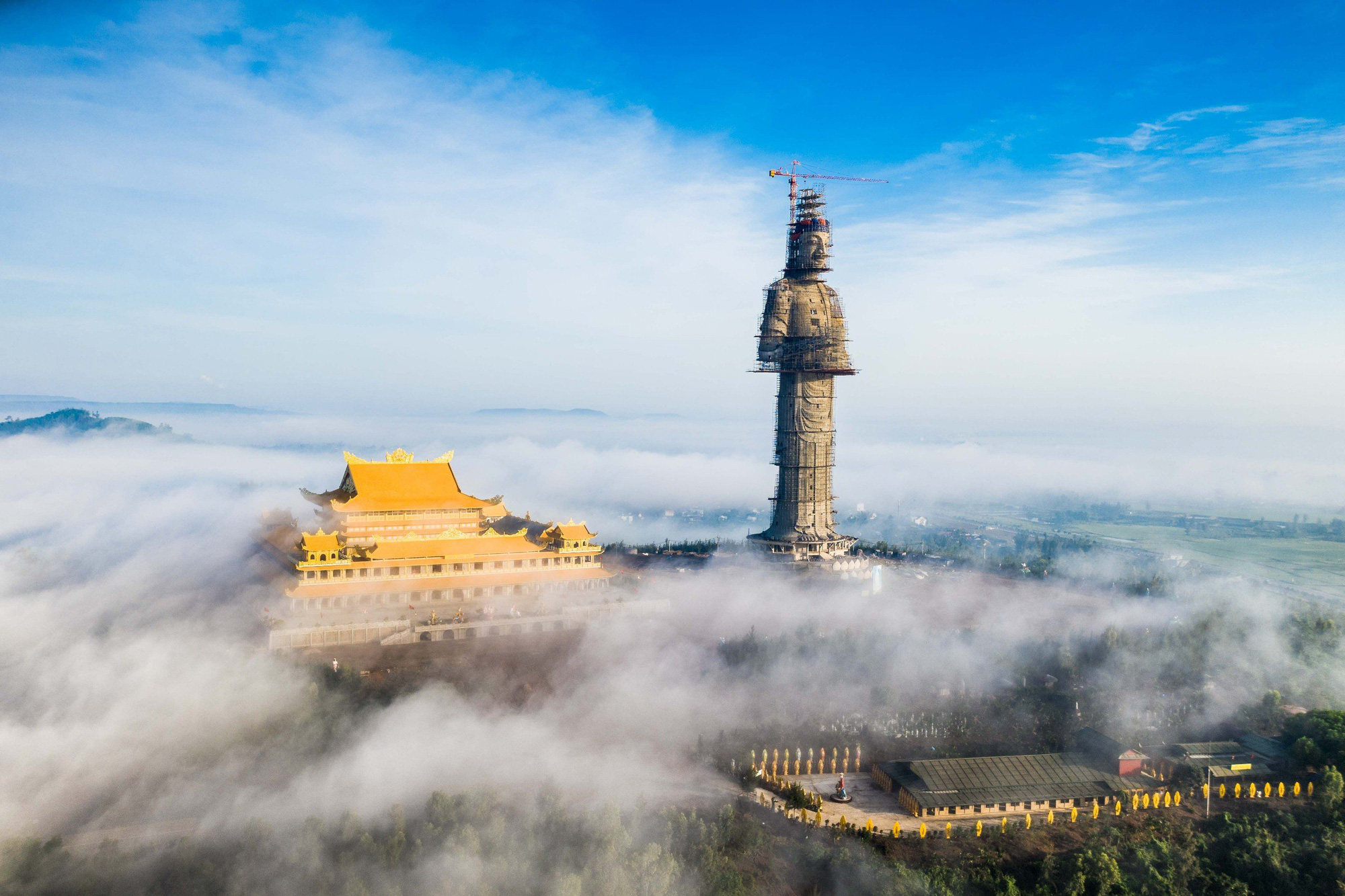 ティエンマ山を訪れ、東南アジアで最も高い観音仏像を鑑賞 - Vietnam.vn