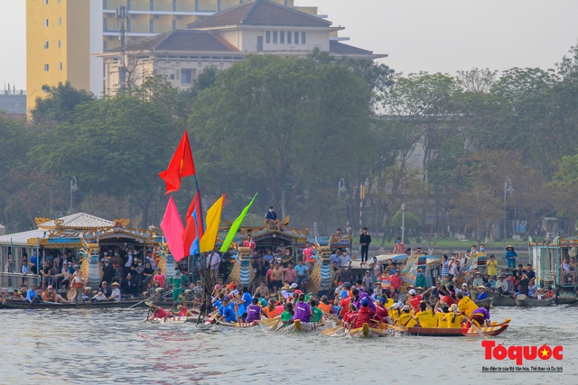 Giải đua ghe truyền thống thành phố Huế lần 3 sẽ diễn ra vào ngày 23/3 - Ảnh 1.