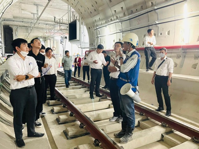 Nhiều lý do khiến Metro số 1 không kịp vận hành thương mại trong tháng 7 ảnh 2