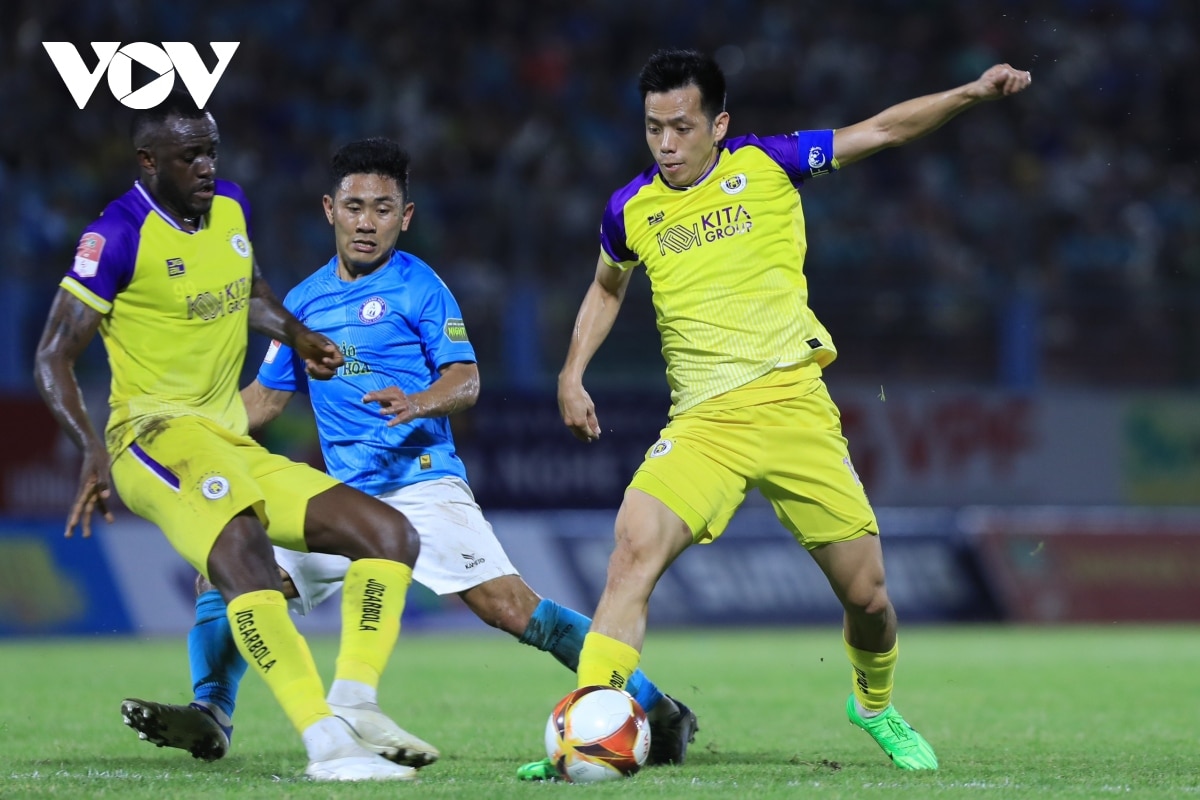 nhan dinh ha noi fc - quang nam niem vui tron ven trong ngay mung cong hinh anh 1