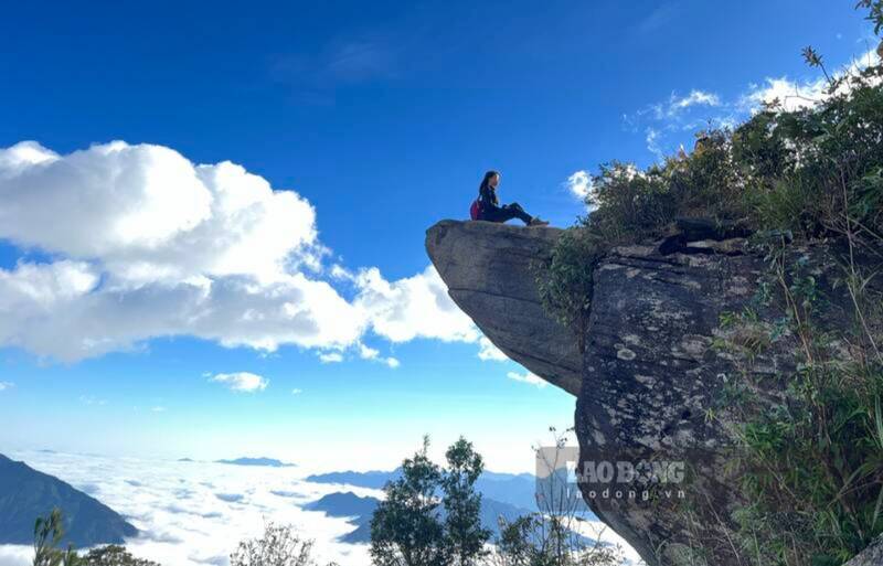 Cũng theo anh Anh, du khách cần phải có thể lực đảm bảo để có cho chuyến đi dài. Nên chuẩn bị kĩ lưỡng trước khi trải nghiệm hành trình săn mây.