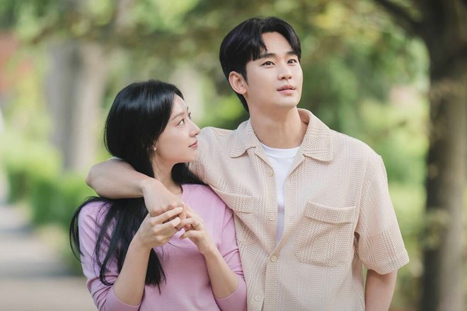 Tình cảm Kim Soo Hyun và Kim Ji Won phát triển, Queen of Tears tăng rating