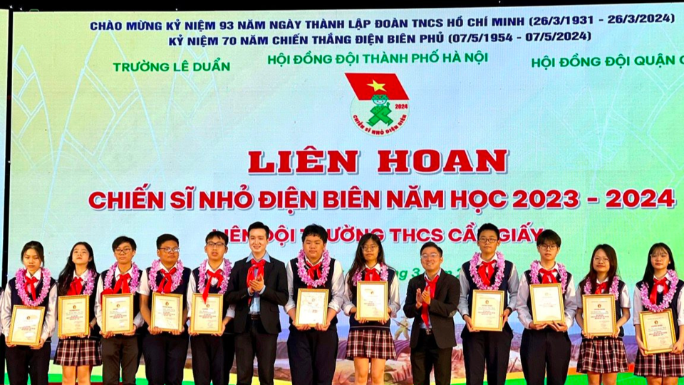 Hội đồng Đội TP tuy&ecirc;n dương, khen thưởng đội vi&ecirc;n xuất sắc đạt danh hiệu &ldquo;Chiến sĩ nhỏ Điện Bi&ecirc;n&rdquo;