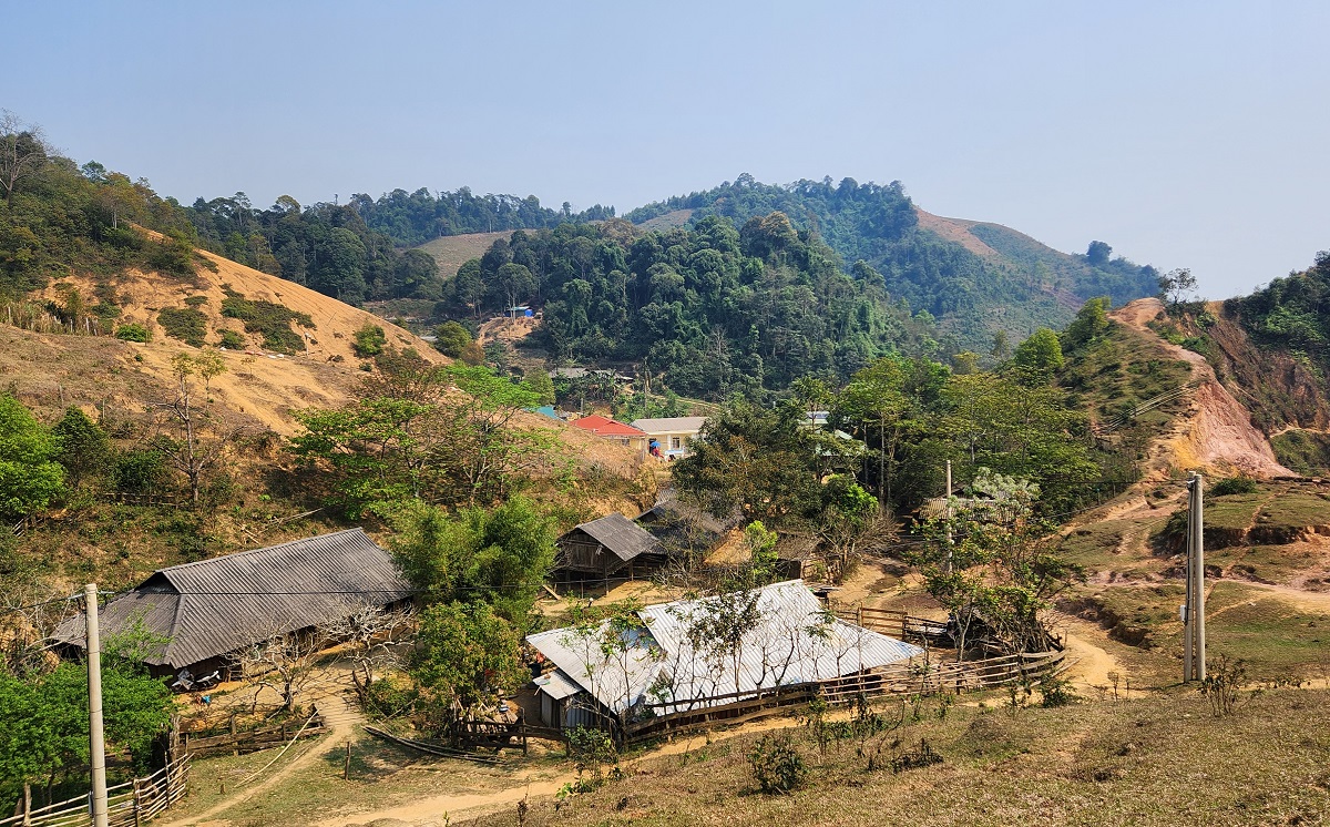 Trên đỉnh Sài Khao- Ảnh 1.