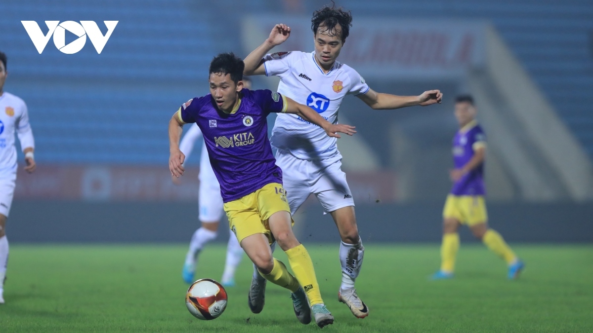 trUc tiEp ha noi fc - nam Dinh vong 14 v-league 2023 2024 hinh anh 1