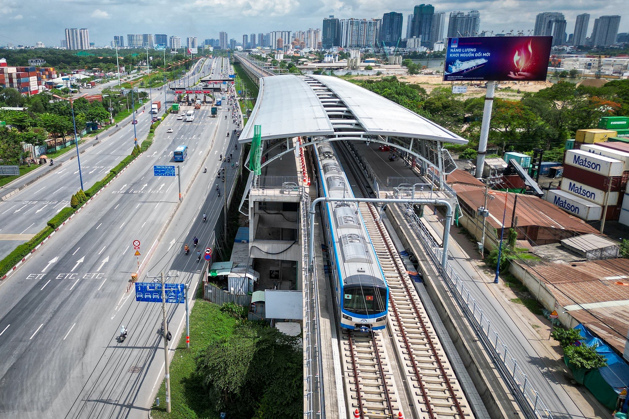 Vì sao người dân TP.HCM lại bị 'delay' thời điểm trải nghiệm metro số 1?- Ảnh 1.