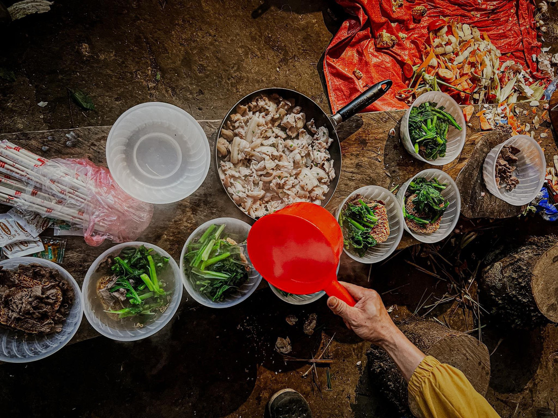 Bữa ăn hòa mình vào thiên nhiên