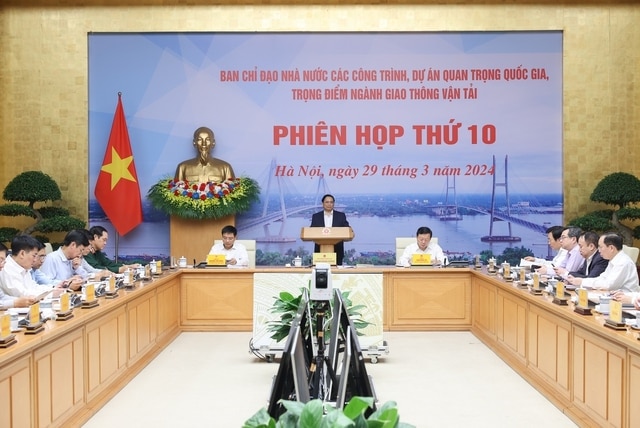 Thủ tướng: Nỗ lực thực hiện '6 hơn' trong triển khai các dự án trọng điểm GTVT