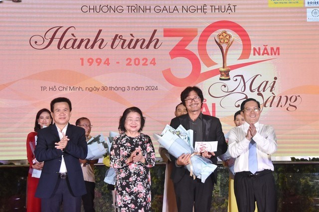 NSƯT Công Ninh, Hồng Ánh được vinh danh ảnh 4