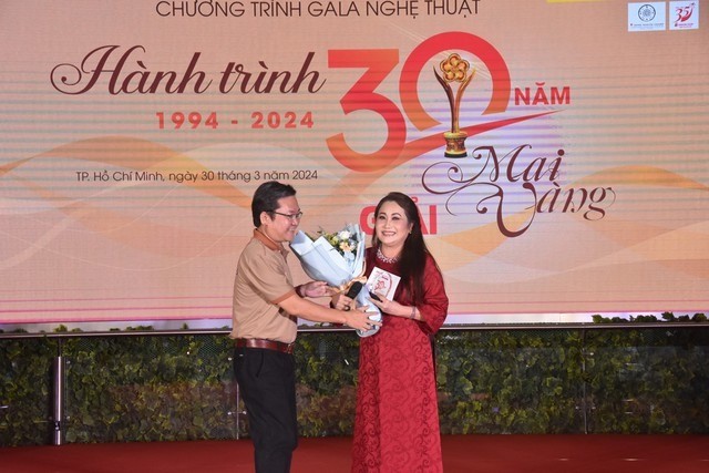 NSƯT Công Ninh, Hồng Ánh được vinh danh ảnh 6