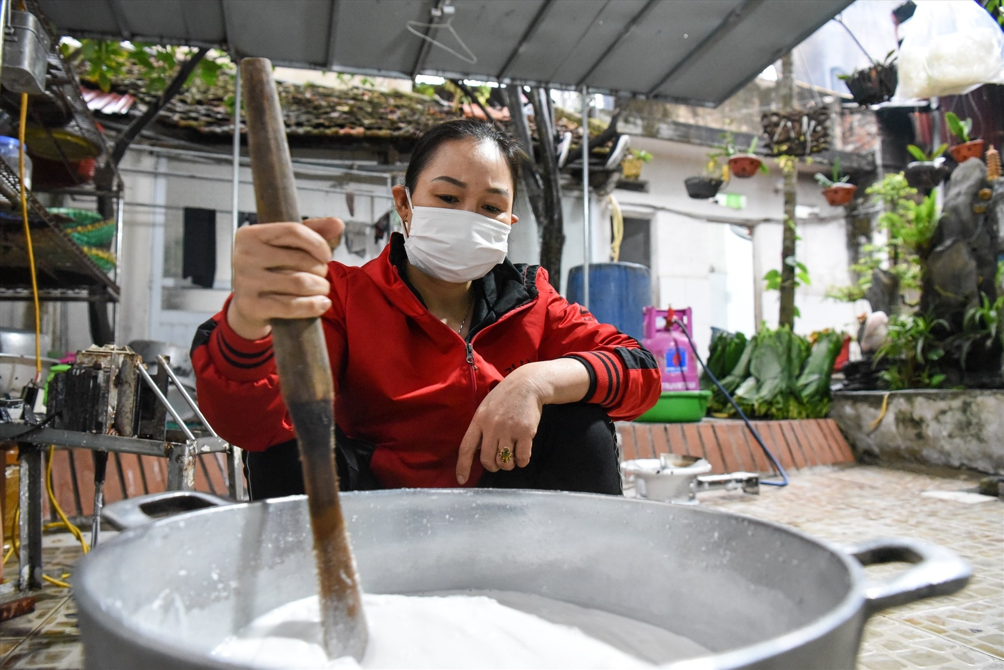 Một làng cổ ở Bắc Ninh, dân làm thứ bánh hễ luộc trong nhà là thiên hạ ngoài ngõ thấy thơm, đó là bánh gì?- Ảnh 2.