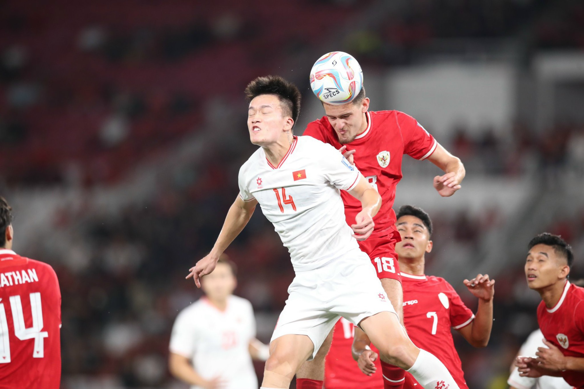 HLV Troussier: Nếu có 20 Hoàng Đức và 20 Việt Anh, Việt Nam có thể đi World Cup- Ảnh 2.