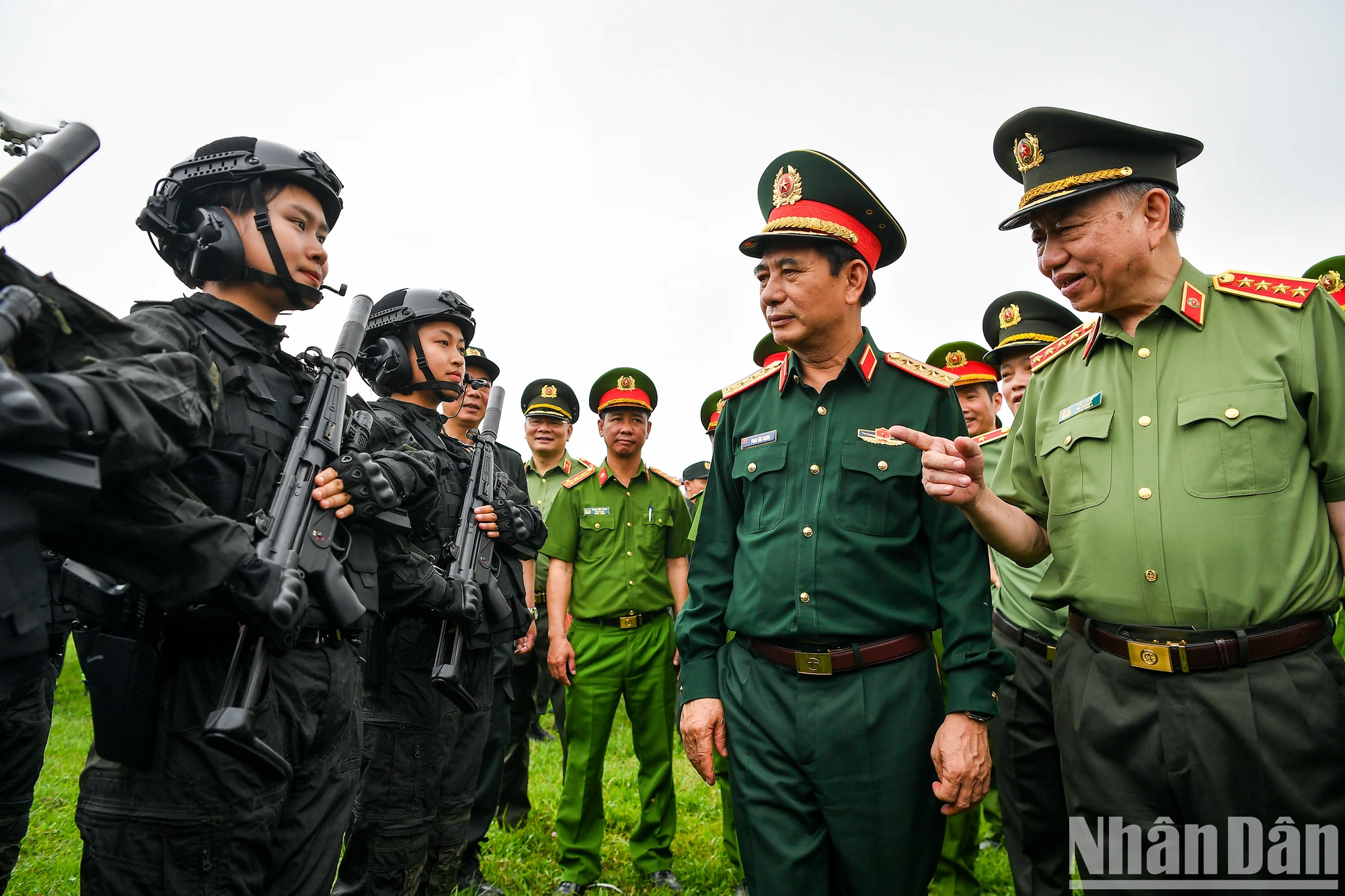 [Ảnh] Hợp luyện diễu binh, diễu hành kỷ niệm 70 năm Chiến thắng Điện Biên Phủ ảnh 19