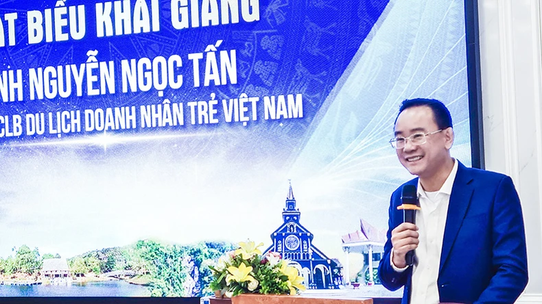 Khai giảng Chương trình đào tạo, bồi dưỡng nguồn nhân lực du lịch trên địa bàn tỉnh Kon Tum ảnh 2