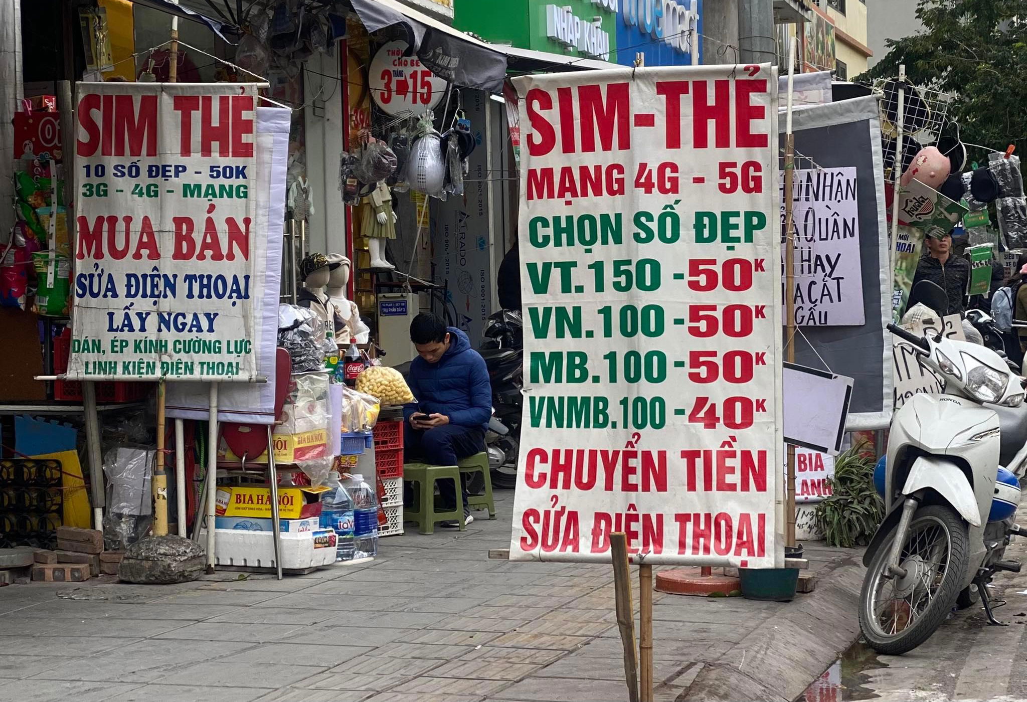 SIM rác từng được rao bán tràn lan, công khai trên thị trường