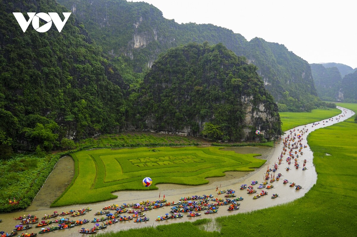 ban phao hoa ky niem 10 nam danh thang trang an duoc unesco ghi danh hinh anh 3