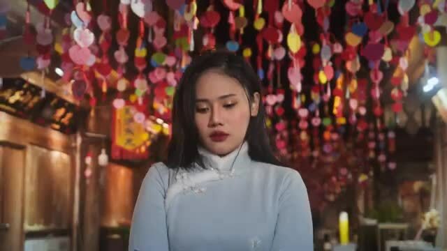 'Mất ngủ' - Linh Nhi