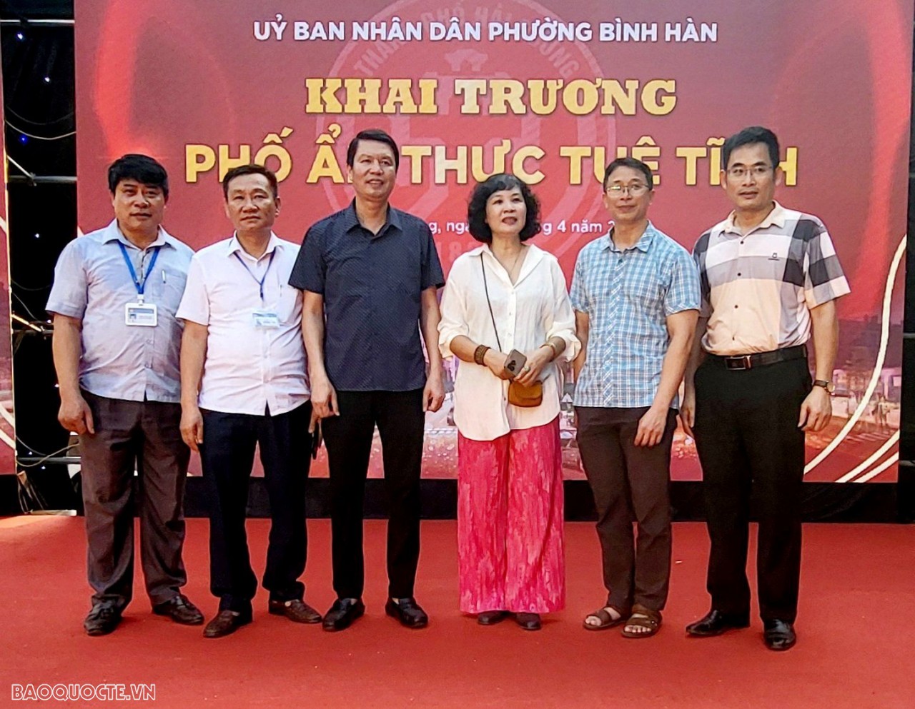 Tưng bừng khai trương phố ẩm thực đầu tiên ở Hải Dương