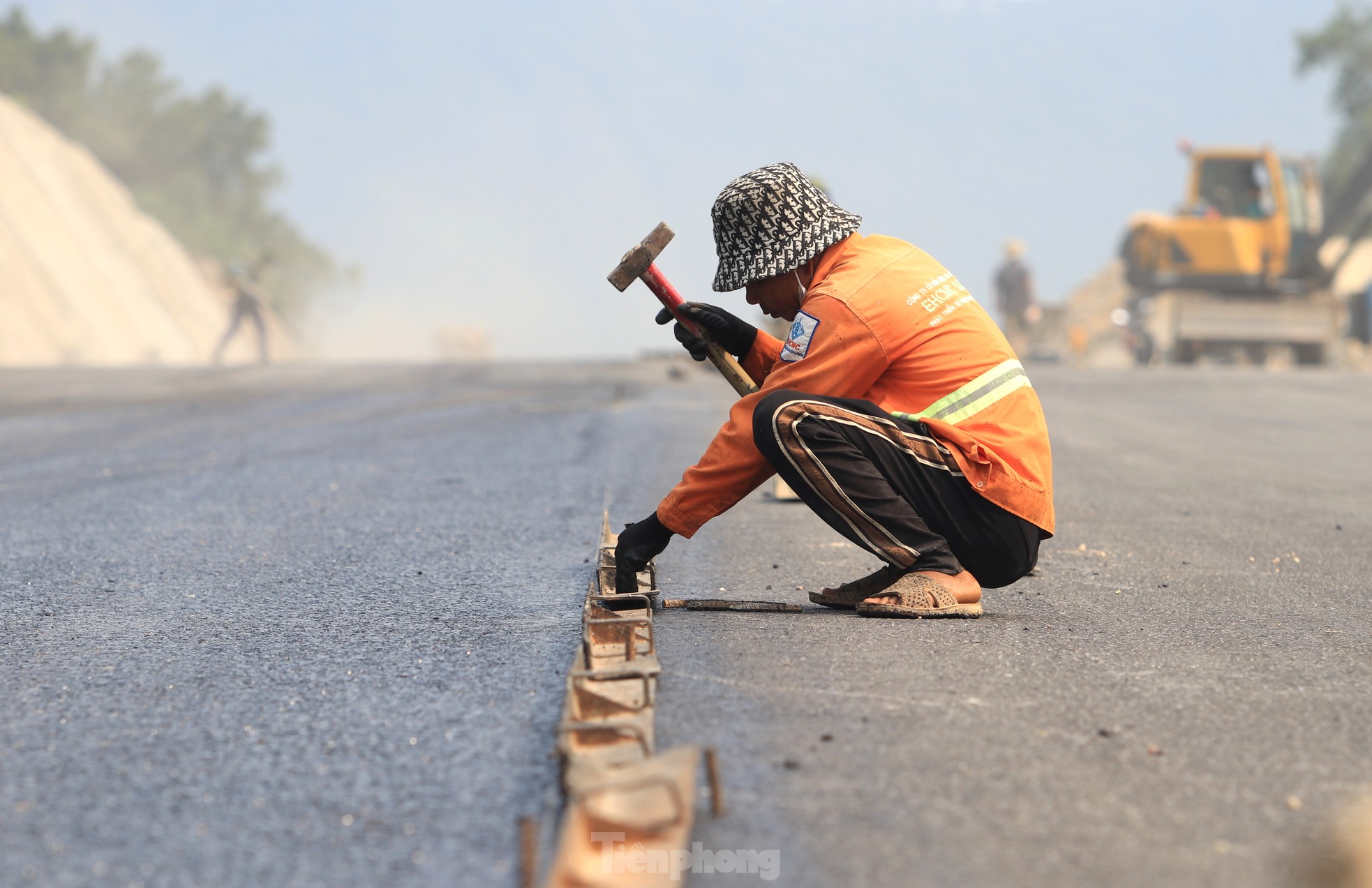 Toàn cảnh 30 km cao tốc Diễn Châu - Bãi Vọt trước ngày thông xe ảnh 22