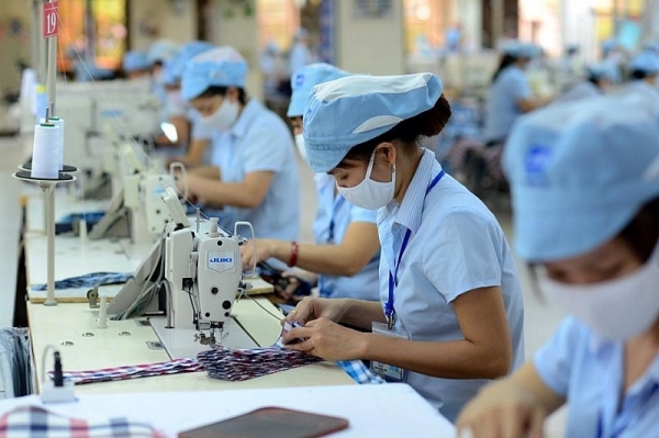 Vietnam's textile and garment industry is under double pressure - Vietnam.vn