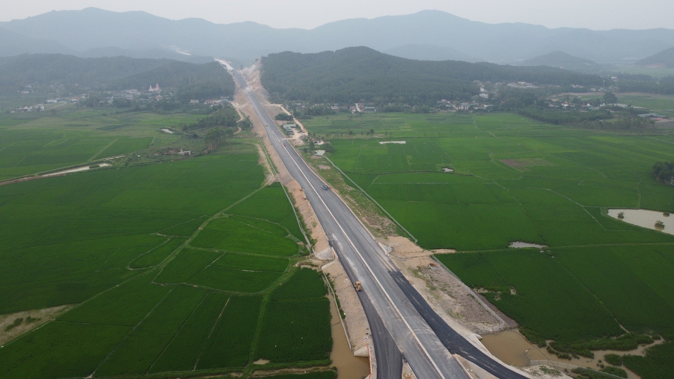 Sự kiện - Cao tốc Bắc – Nam: Hình thành trục xương sống kết nối khu vực kinh tế (Hình 4).