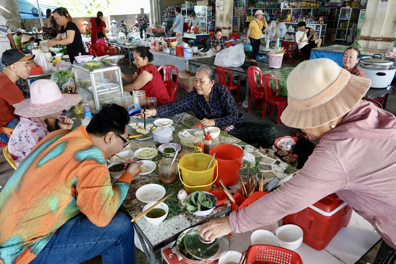 Về biển Ninh Vân thăm di tích tàu không số- Ảnh 11.