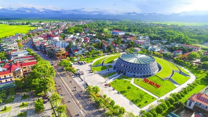 bao tang chien thang dien bien phu mo cua phuc vu khach tham quan buoi toi hinh 1