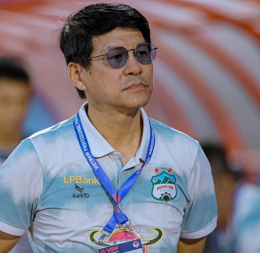 Chuyên gia hiến kế giải quyết xung đột giữa V-League và đội tuyển quốc gia - 2