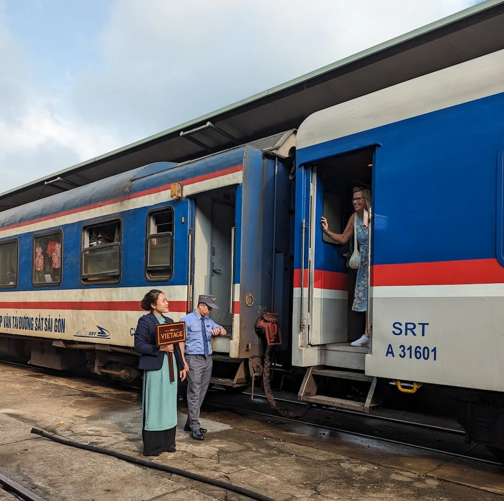 Đi tàu hỏa Quy Nhơn đến Đà Nẵng hết 8 triệu đồng, dịch vụ xa hoa tới đâu? - 1