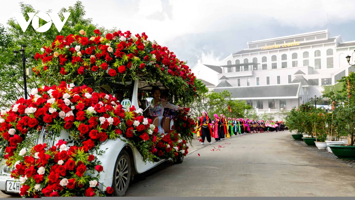 du lich lao cai voi nhieu su kien hap dan dip nghi le 30 4 va 1 5 hinh anh 1