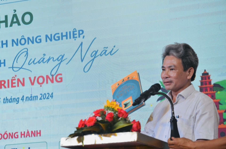 Hiệu trưởng Trường Đại học Sư phạm (Đại học Đ&agrave; Nẵng) - Ph&oacute; gi&aacute;o sư, tiến sĩ V&otilde; Văn Minh.