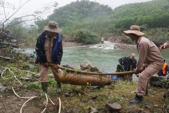 Huy động nguồn lực quốc tế cùng Việt Nam rà phá bom mìn