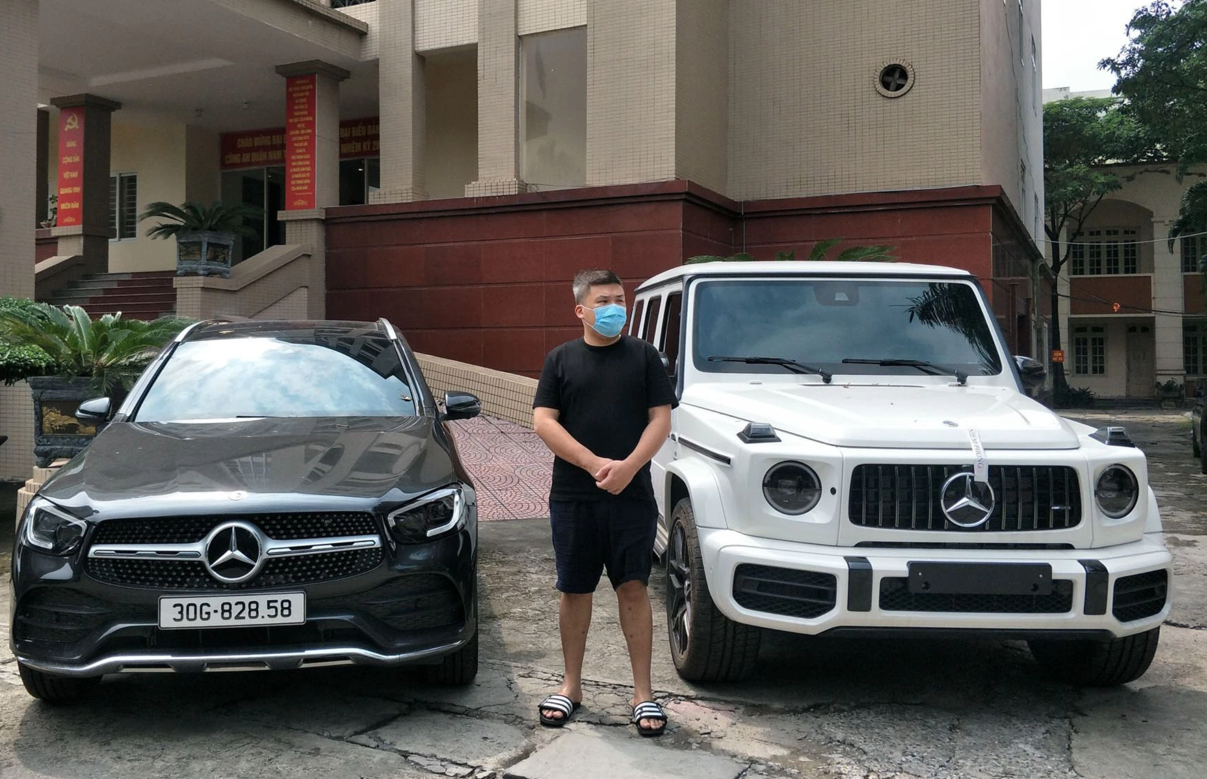 'Ông trùm' cờ bạc khai gì về dàn 'siêu xe' Mercedes G63 và Porsche Panamera?- Ảnh 1.