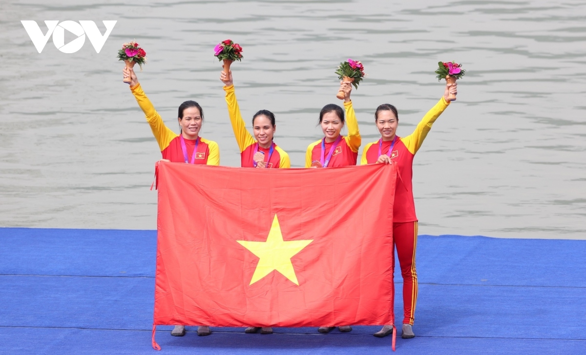 pham thi hue gianh ve du olympic paris cho rowing viet nam hinh anh 1