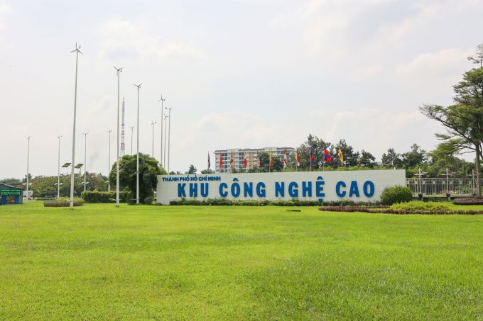 Cổng chính Khu công nghệ cao TPHCM tại TP Thủ Đức tháng 10/2022. Ảnh: Quỳnh Trần